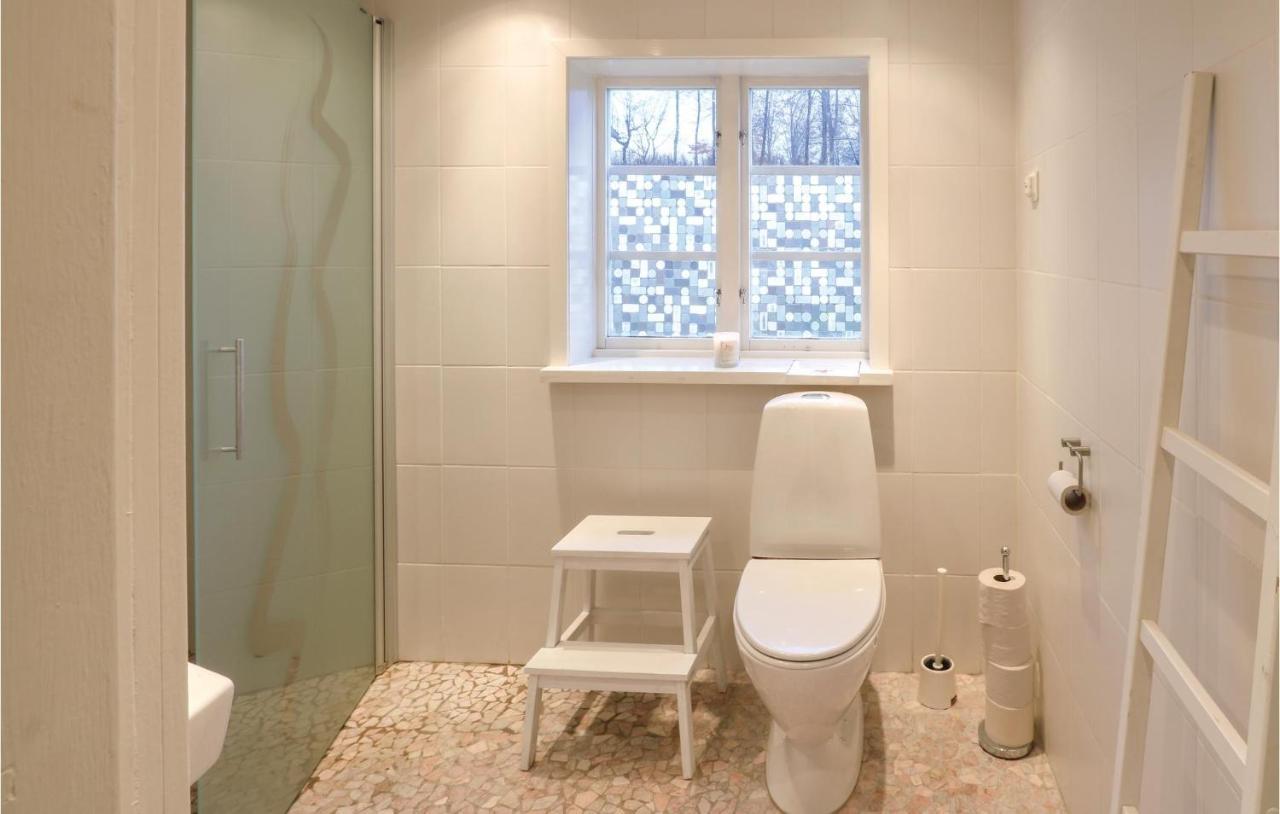 Ostra Sonnarslov Gorgeous Home In Oestra Soennarsloev With Kitchen מראה חיצוני תמונה